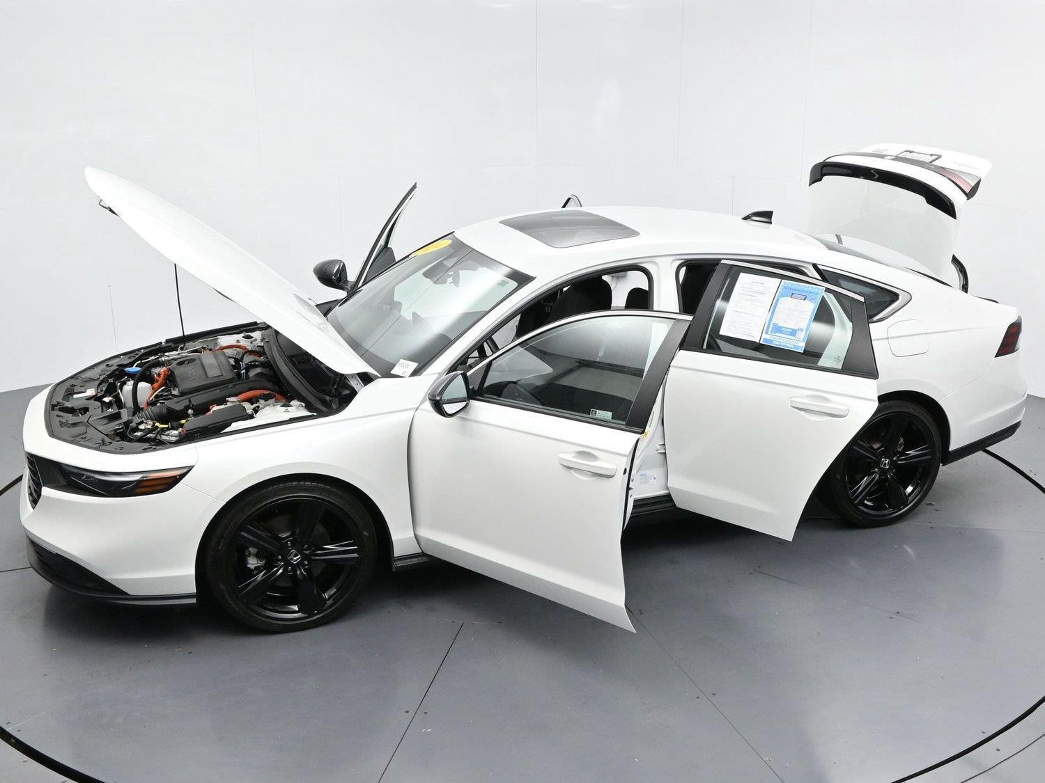 Used 2024 Honda Accord Sport image 41
