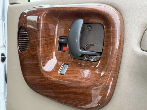 Used 2005 GMC TopKick C4500 4x4 Crew Cab image 70