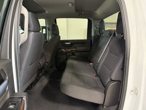 Used 2022 GMC Sierra 2500 SLE w/ SLE Value Package; AWD/4WD image 12