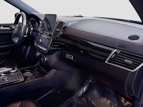 Used 2019 Mercedes-Benz GLE 43 AMG 4MATIC image 31
