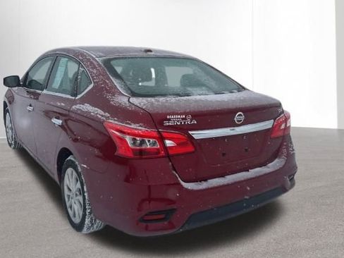 Used 2019 Nissan Sentra SV image 2