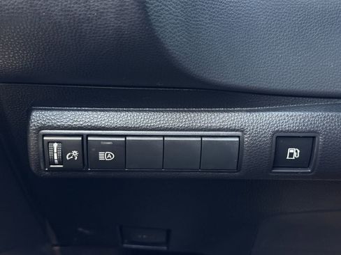 Used 2023 Toyota Corolla LE FWD image 22