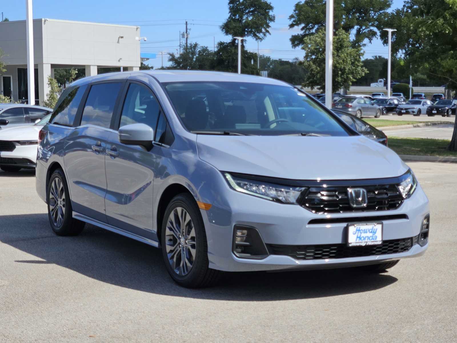 New 2027 Honda Odyssey Touring image 5