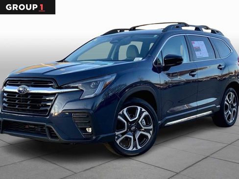 Used 2024 Subaru Ascent Limited image 1