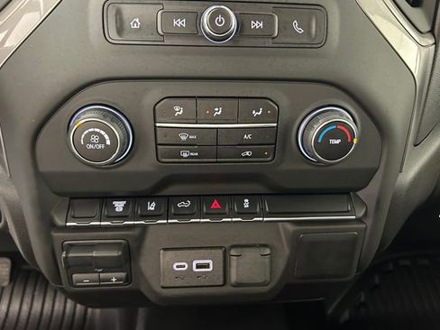 Used 2025 Chevrolet Silverado 2500 W/T image 24