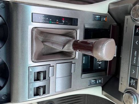 Used 2018 Lexus GX 460 Premium image 19