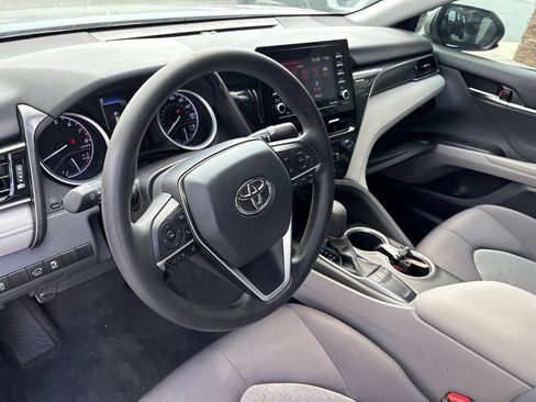 Used 2022 Toyota Camry LE FWD image 4