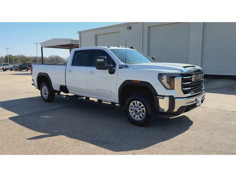 New 2026 GMC Sierra 2500 SLE w/ SLE Value Package; image 2