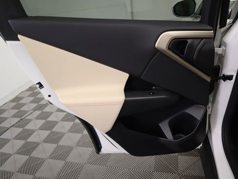 Used 2025 BMW X3 xDrive30i w/ Premium Package image 28