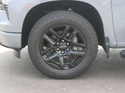 Used 2024 Chevrolet Silverado 1500 RST w/ Protection Package AWD/4WD image 18