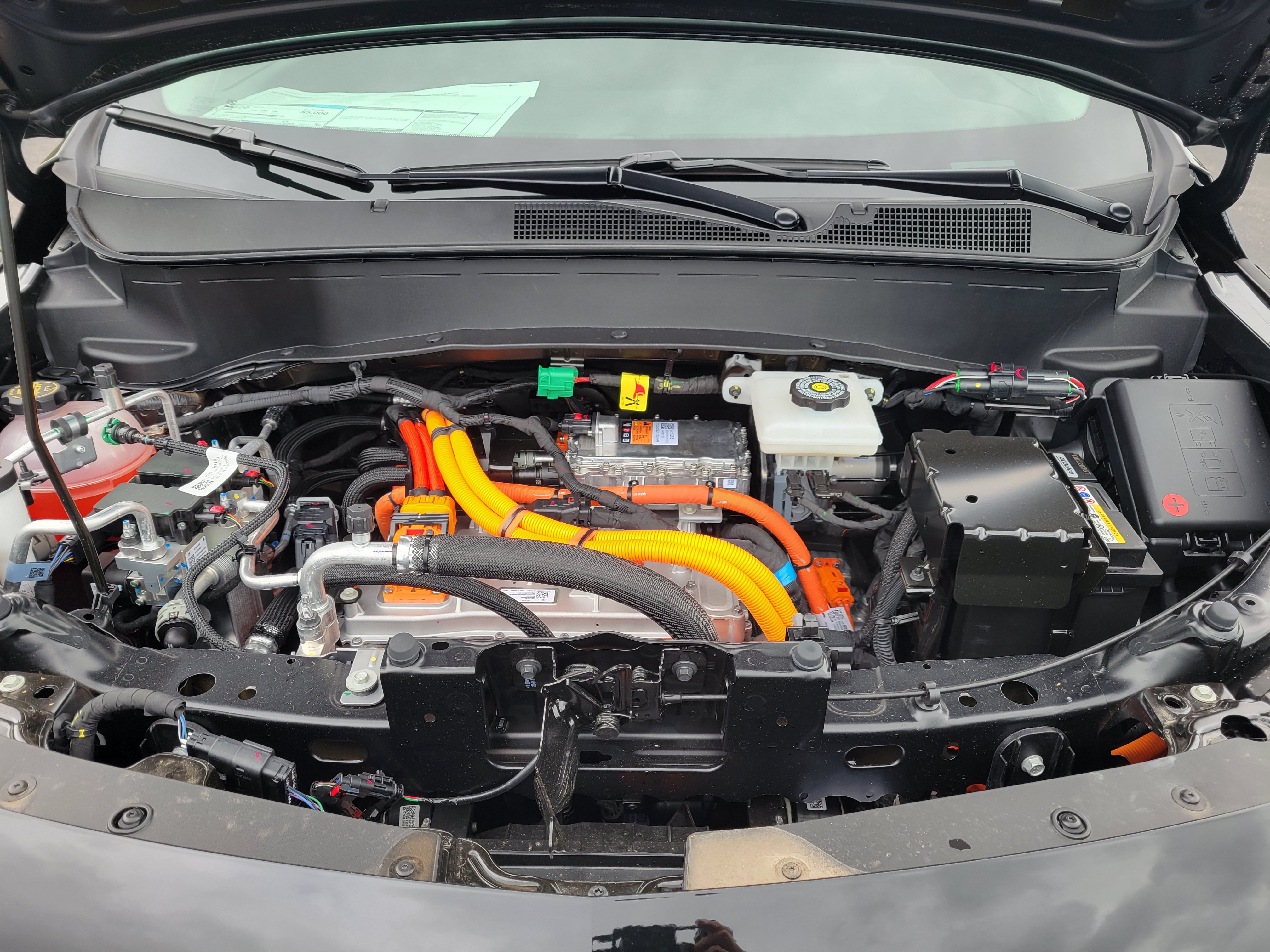 New 2027 Chevrolet Bolt LT w/ Comfort Package FWD image 12