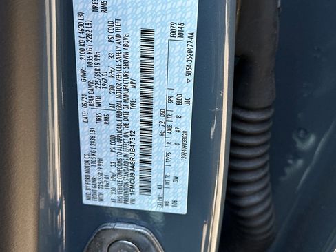 New 2024 Ford Escape Platinum w/ Premium Technology Package image 25