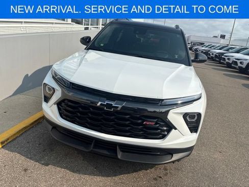 Certified 2024 Chevrolet TrailBlazer RS w/ Convenience Package FWD image 4