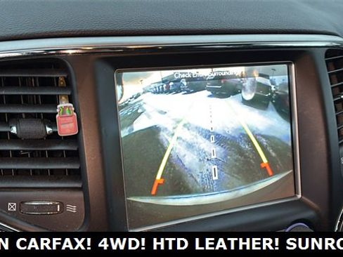 Used 2018 Jeep Grand Cherokee Limited image 16