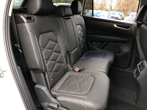 New 2026 Volkswagen Atlas SE AWD/4WD image 35