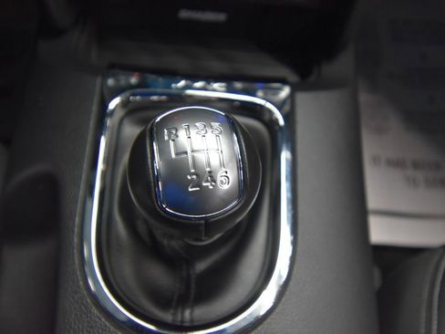 Used 2017 Ford Mustang GT Premium w/ GT Performance Package RWD image 18