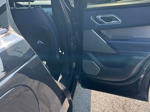 Used 2018 Land Rover Range Rover Velar R-Dynamic SE AWD/4WD image 18