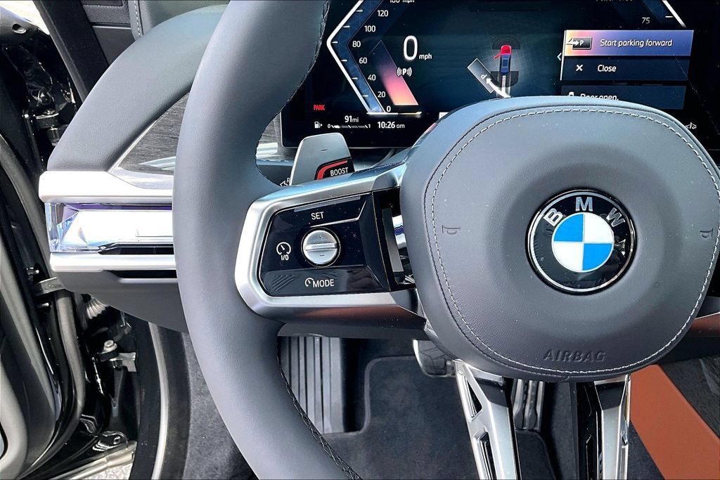 Used 2026 BMW 760i xDrive w/ Executive Package AWD/4WD image 10