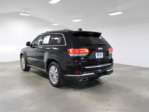 Used 2017 Jeep Grand Cherokee Summit image 7