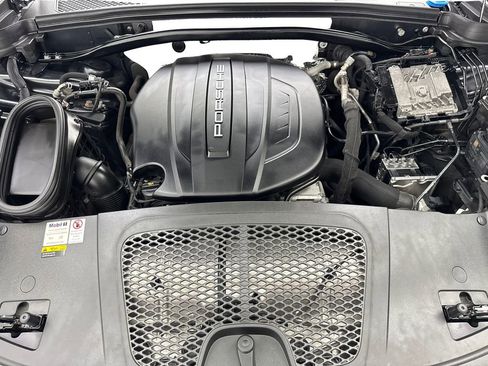 Used 2021 Porsche Macan AWD/4WD image 73