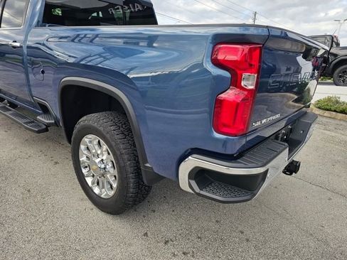 Used 2024 Chevrolet Silverado 2500 LTZ w/ LTZ Convenience Package image 13