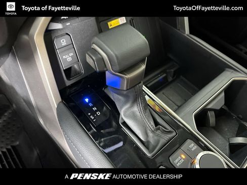 Used 2024 Toyota Tundra Limited AWD/4WD image 34