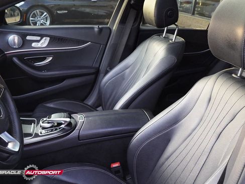 Used 2017 Mercedes-Benz E 400 4MATIC Wagon image 18