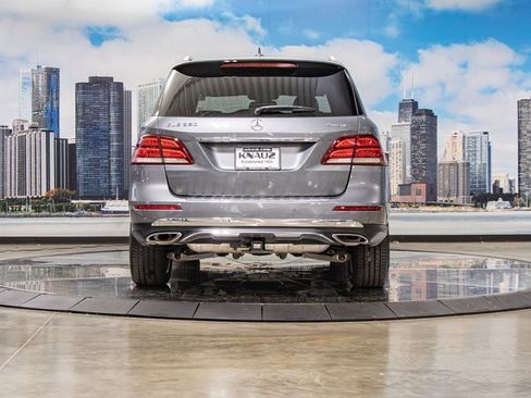 Certified 2017 Mercedes-Benz GLE 350 4MATIC image 11