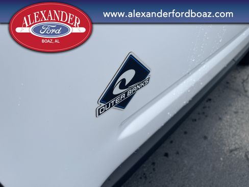Used 2024 Ford Bronco Sport Outer Banks w/ Tech Package AWD/4WD image 7