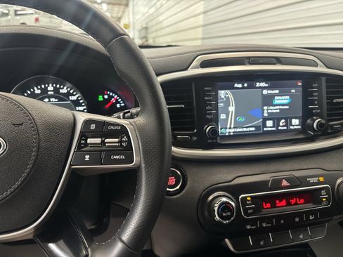 Used 2020 Kia Sorento SX image 13