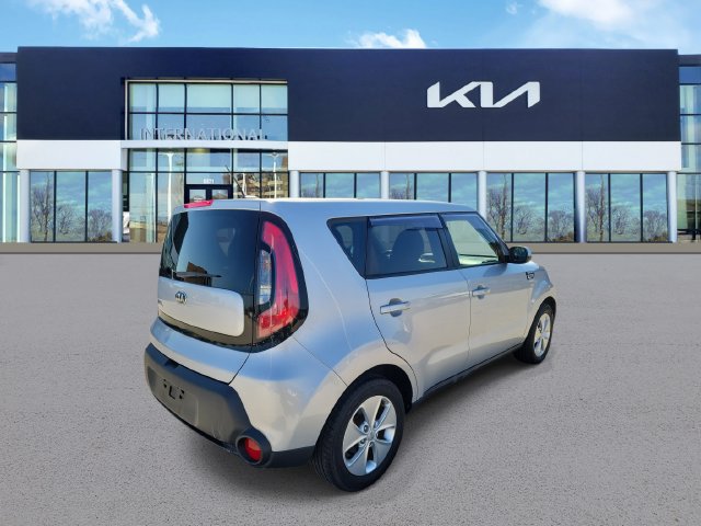 Used 2015 Kia Soul FWD image 4