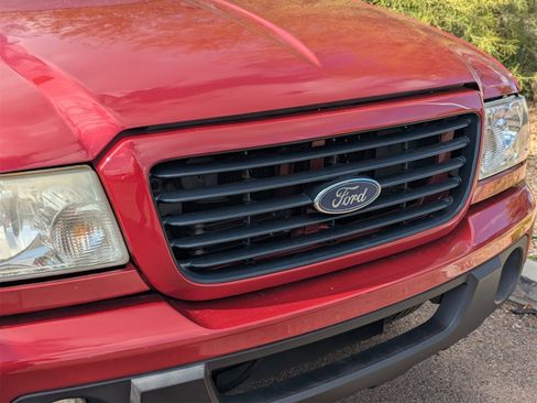 Used 2009 Ford Ranger XLT image 4