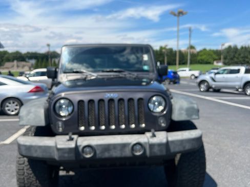 Used 2016 Jeep Wrangler Unlimited Sport w/ Quick Order Package 24S AWD/4WD image 9
