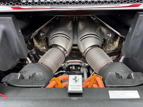 Used 2025 Ferrari 296 GTS image 15