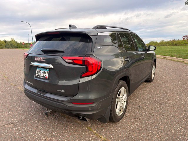 Used 2019 GMC Terrain SLE w/ GMC Pro Grade Package AWD/4WD image 10