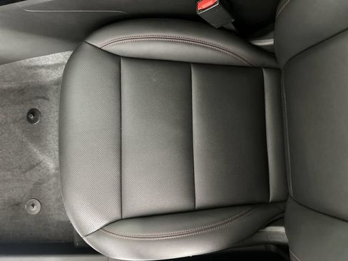 Used 2025 Chevrolet Trax RS w/ Driver Confidence Package FWD image 22