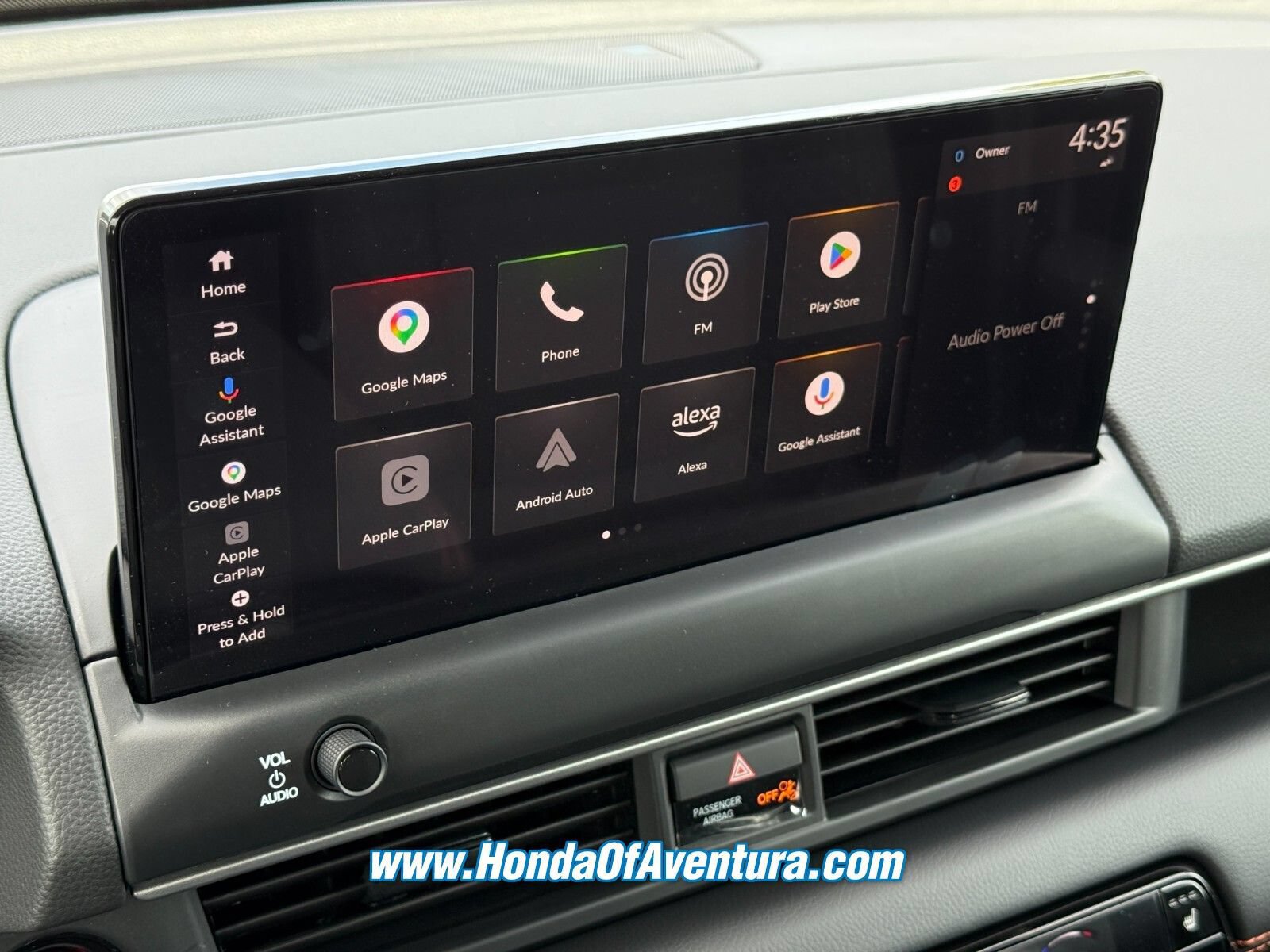 New 2026 Honda Pilot Sport image 18
