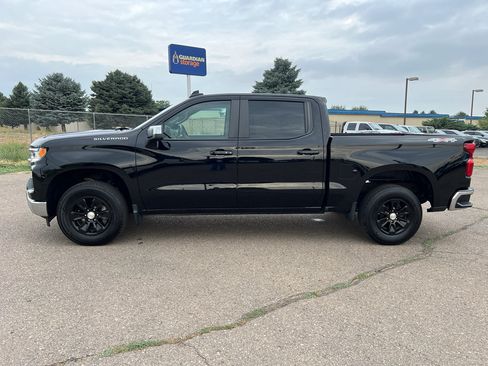 Used 2025 Chevrolet Silverado 1500 LT AWD/4WD image 26
