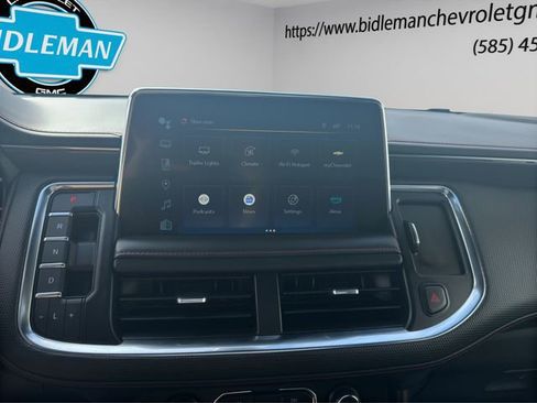 Used 2022 Chevrolet Suburban RST w/ Luxury Package image 44