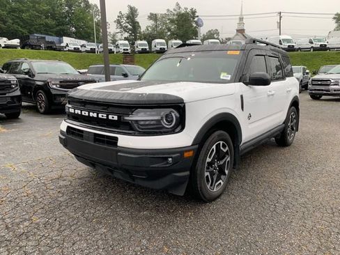 Certified 2024 Ford Bronco Sport Outer Banks w/ Tech Package AWD/4WD image 4