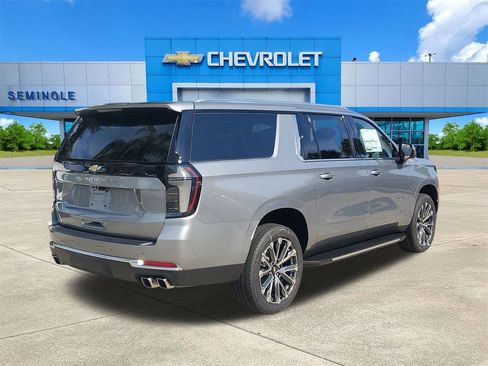 New 2026 Chevrolet Suburban High Country w/ Sun And Tow Package AWD/4WD image 4