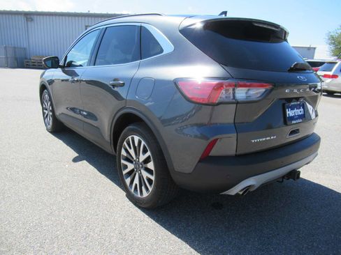 Used 2020 Ford Escape Titanium AWD/4WD image 7