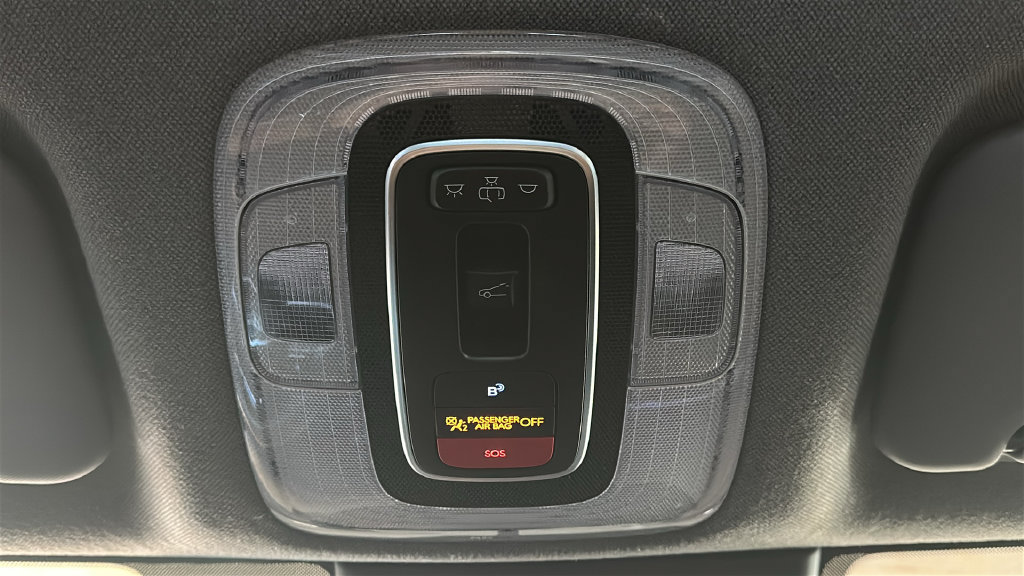 Used 2025 Hyundai Elantra SEL FWD image 30