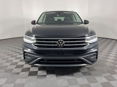 Used 2023 Volkswagen Tiguan SE