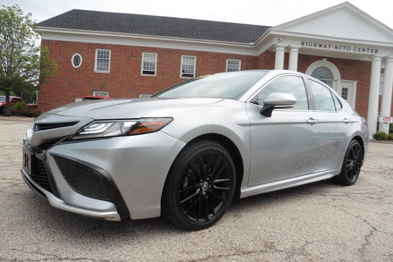 Used 2023 Toyota Camry XSE FWD image 20