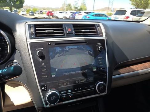 Used 2018 Subaru Outback 3.6R Limited AWD/4WD image 43