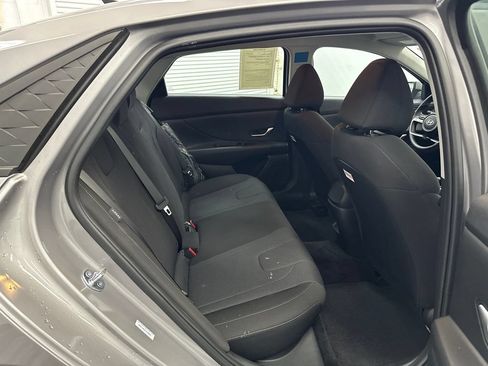 Used 2026 Hyundai Elantra SE w/ Cargo Package FWD image 15
