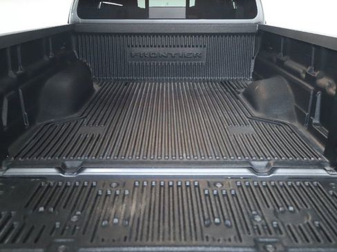 Certified 2025 Nissan Frontier SV image 31