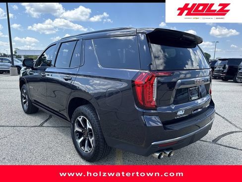 Used 2024 GMC Yukon AT4 w/ AT4 Premium Package AWD/4WD image 4
