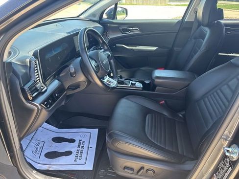 Used 2023 Kia Sportage SX AWD/4WD image 3